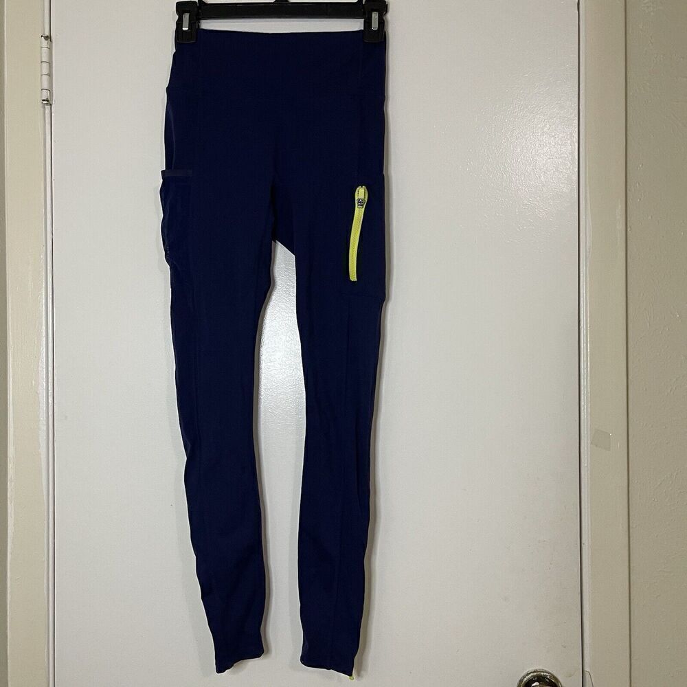 FABLETICS navy blue ankle zip 7/8 cropped leggings side pocket small